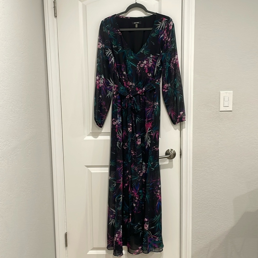 Like new women’s Nine West dress.  Size 10